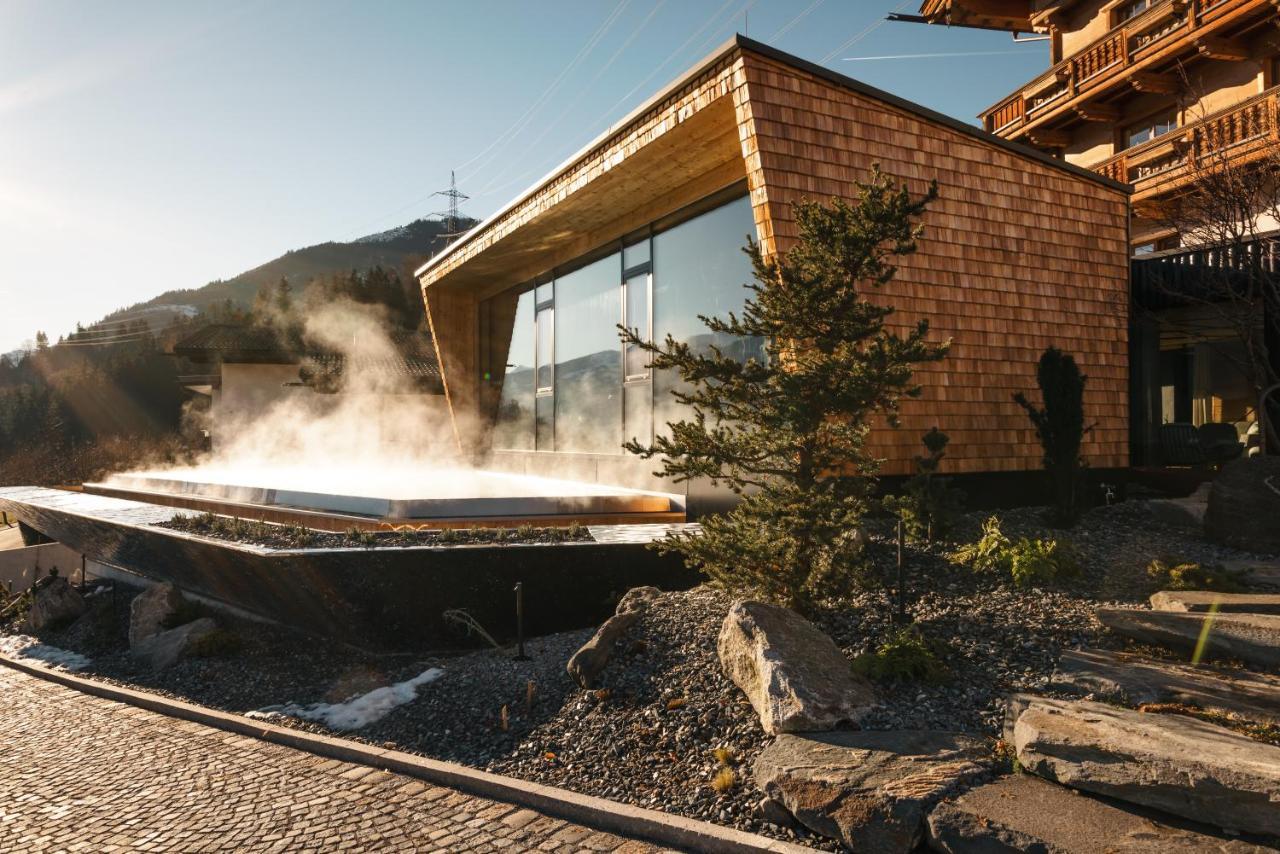 Aster Boutique Hotel & Chalets Fugenberg Bagian luar foto