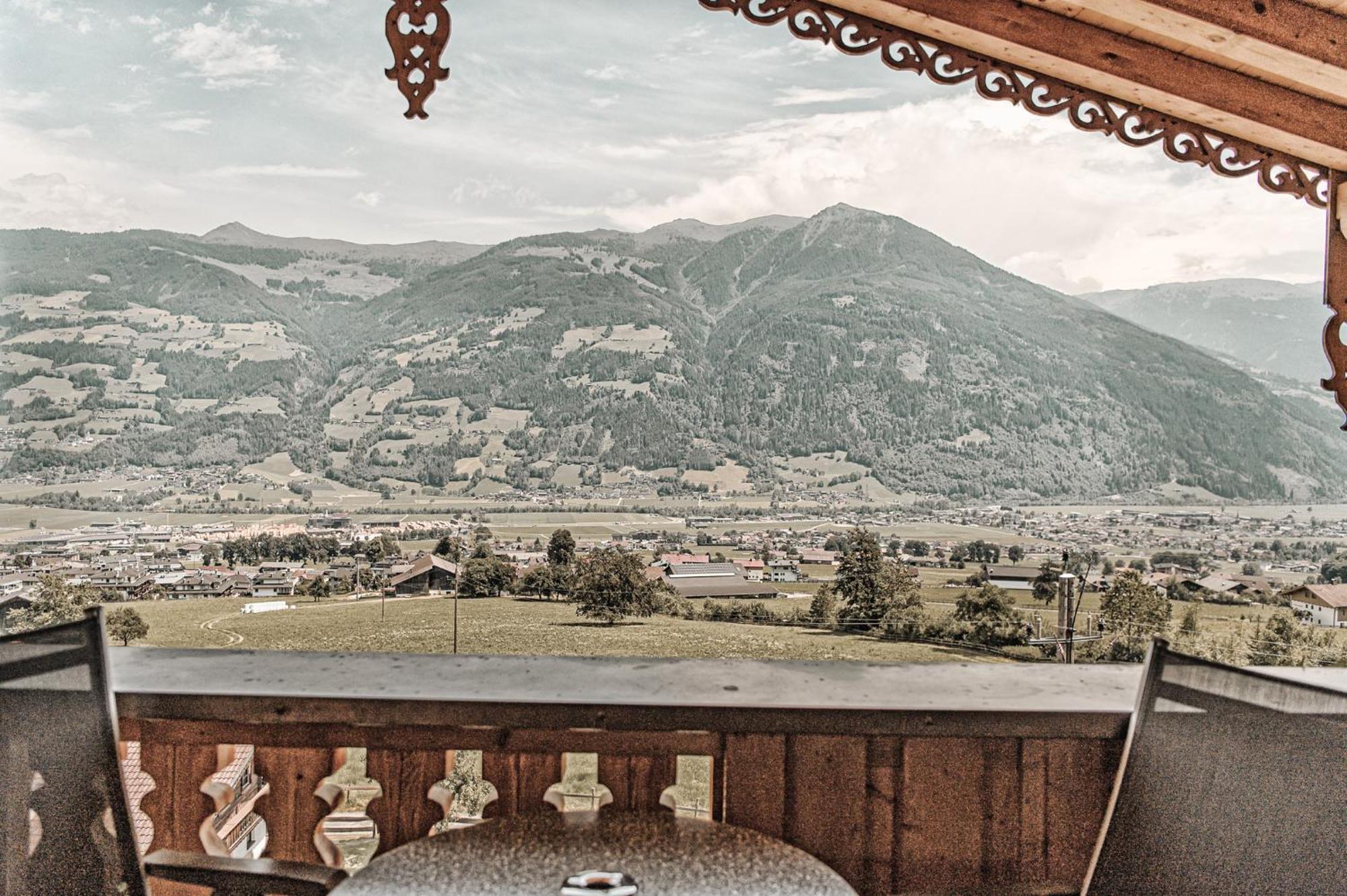 Aster Boutique Hotel & Chalets Fugenberg Bagian luar foto