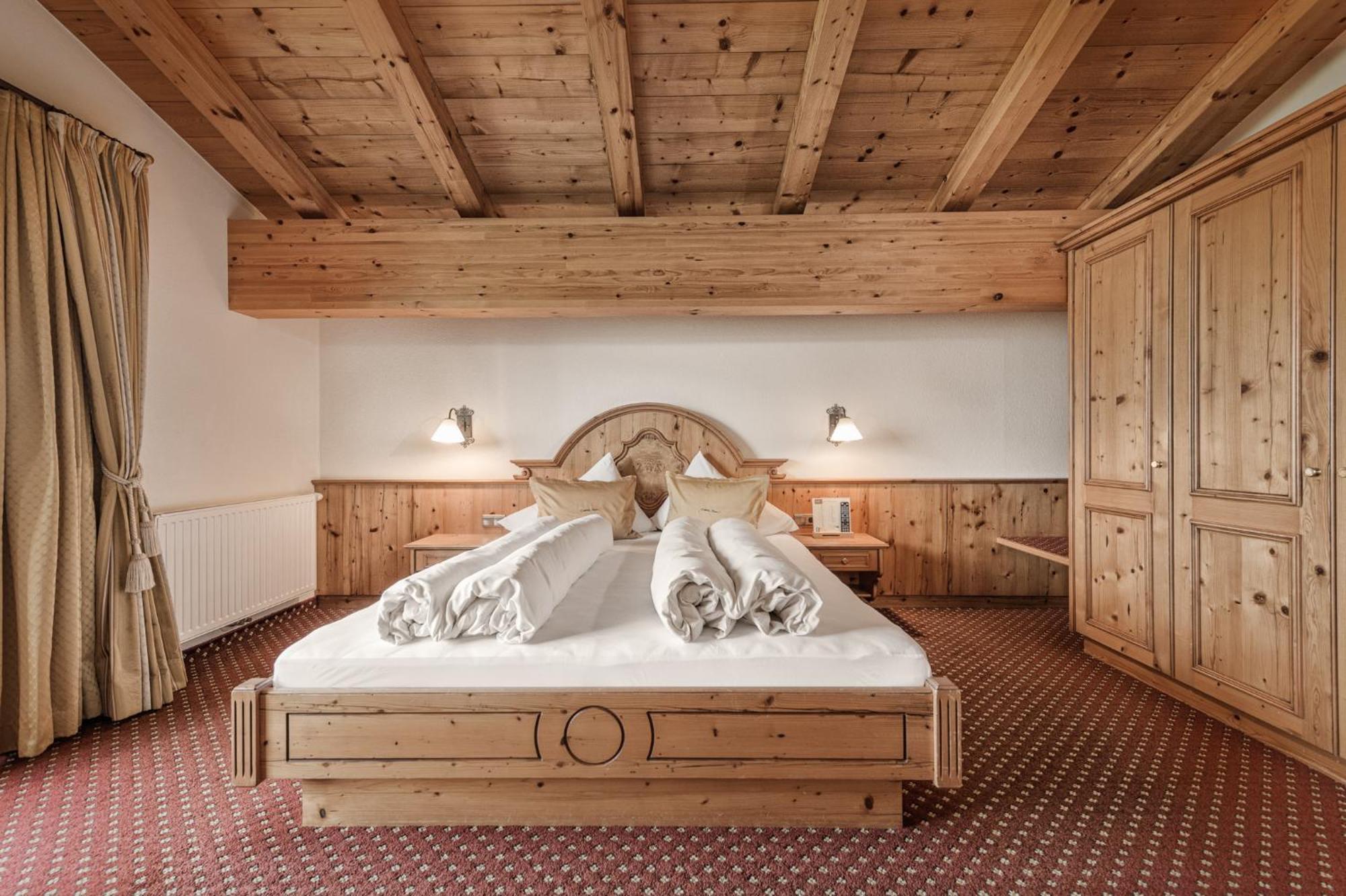 Aster Boutique Hotel & Chalets Fugenberg Ruang foto