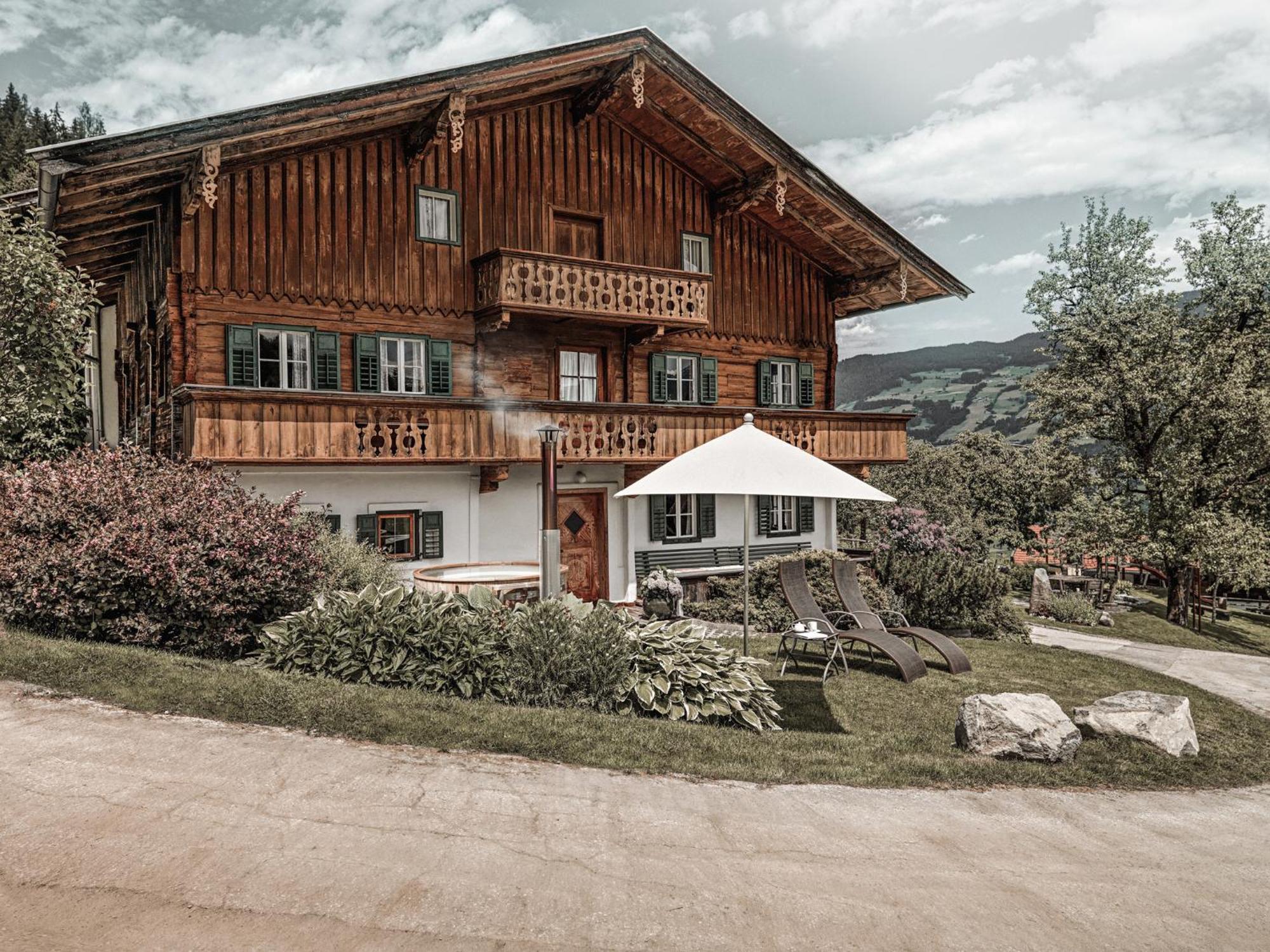 Aster Boutique Hotel & Chalets Fugenberg Ruang foto