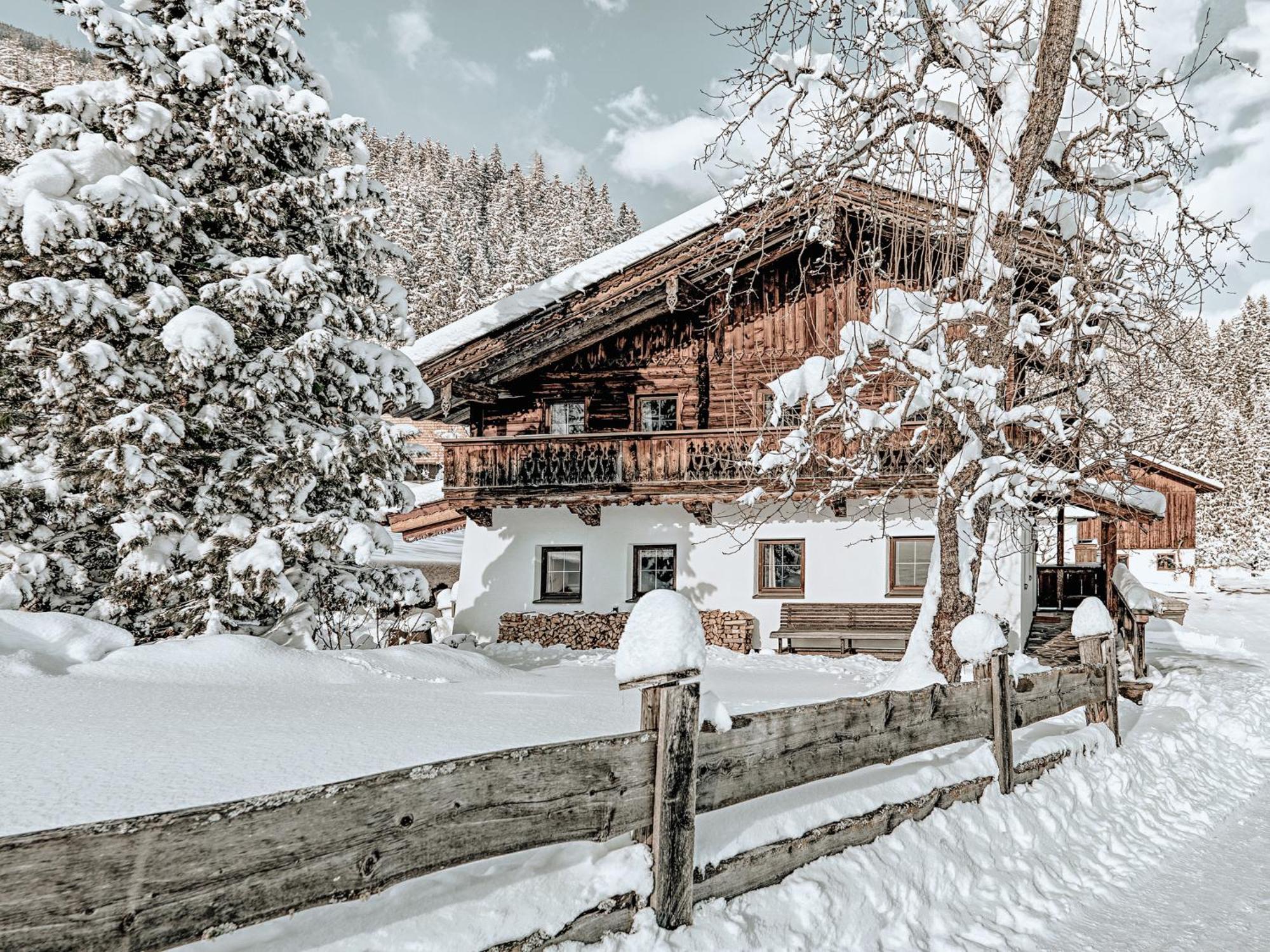 Aster Boutique Hotel & Chalets Fugenberg Bagian luar foto